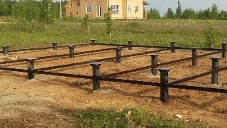 Установка и монтаж - винтовые сваи в Новошахтинске для свайного фундамента дома. Цена от 2110 руб - видео закручивание